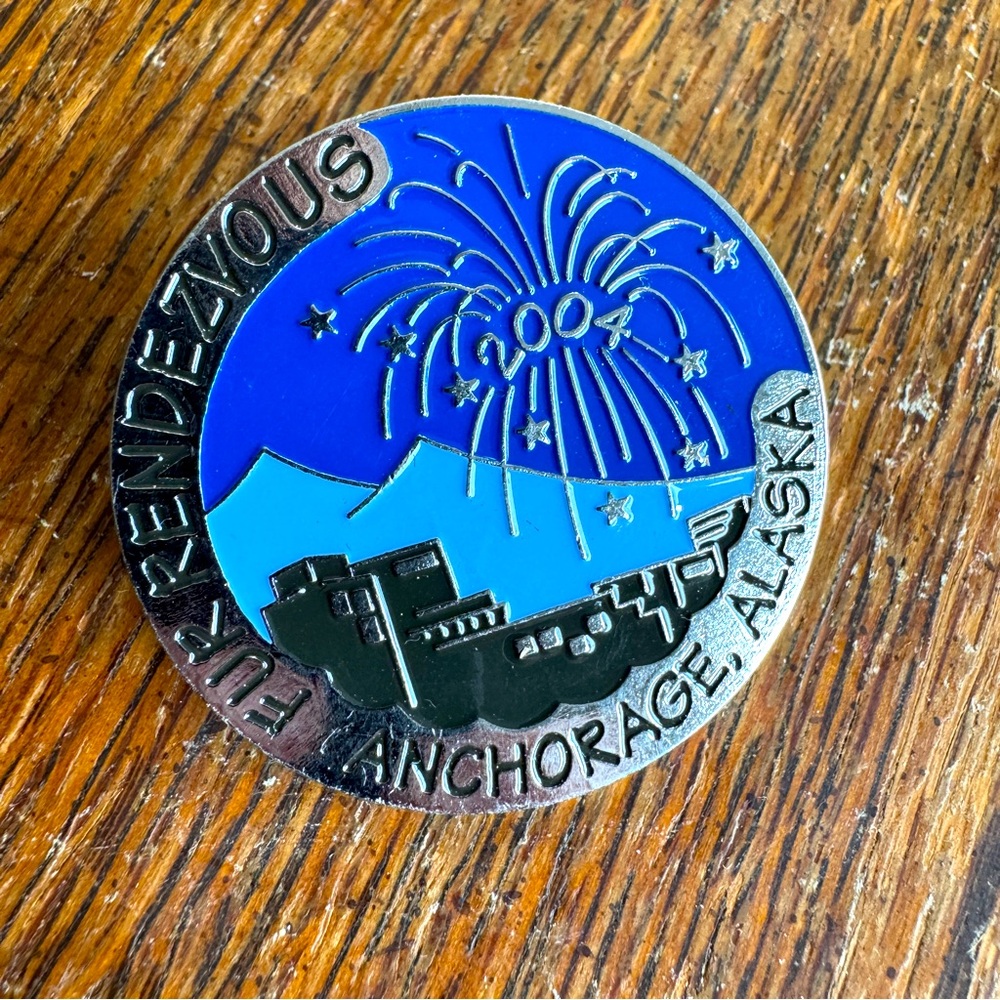 Anchorage Alaska Fur Rendezvous pin